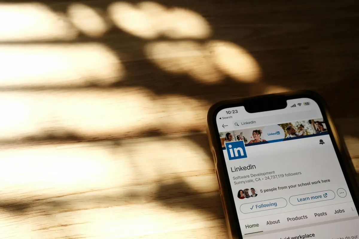 LinkedIn per OSINT